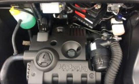 Kubota engine