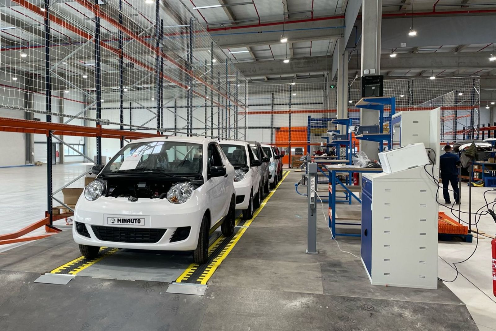 Aixam inaugure un nouveau site de production en France - Aixam