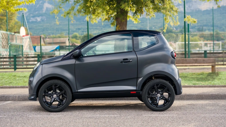 AIXAM licence-free cars easy Easy GT