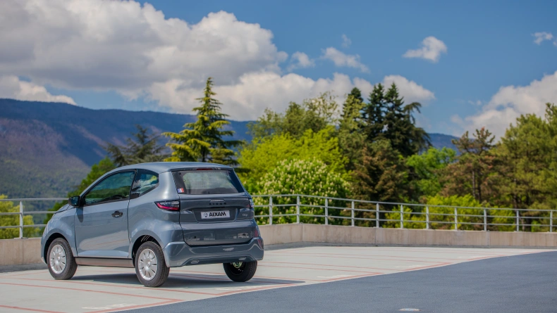 AIXAM licence-free cars City CITPAC_34AR_TIT_JPG.jpg