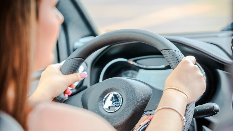 AIXAM licence-free cars Coup&eacute; CUTSPO_DETZ_BLC_JPG.jpg