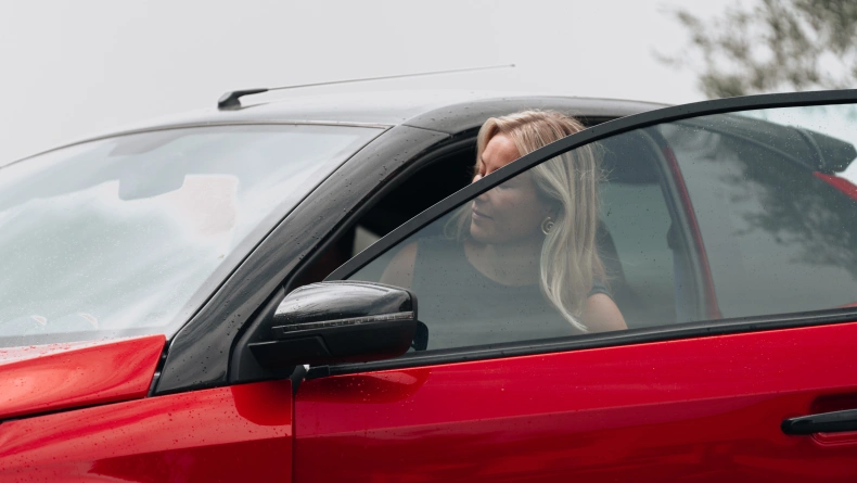 AIXAM licence-free cars e Coup&eacute; SITU_ECOUPG_RED_PNG (12).jpg