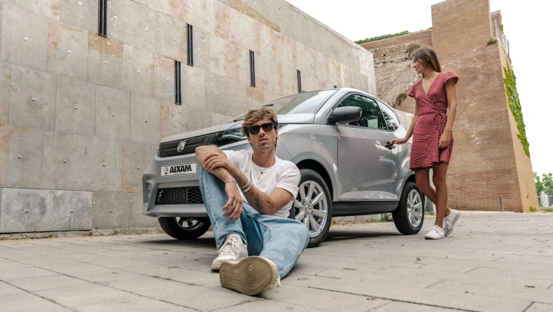 AIXAM licence-free cars e City 1.png