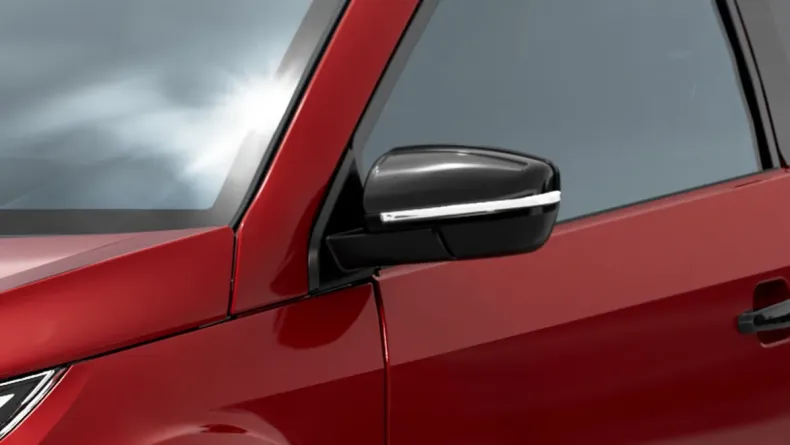 AIXAM licence-free cars e-Crossover Premium CROPRE_RED_34AV_JPG_2.jpg