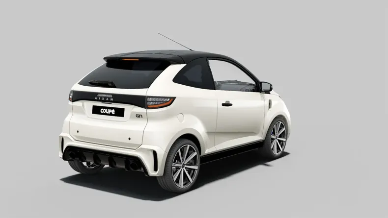 AIXAM licence-free cars e Coupé ECUTGTI-Blanc_Nacre-360_009.jpg