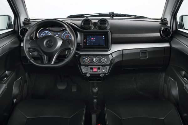 Voiture sans permis AIXAM Crossline MULTIA_DETZ_INTE_CROEVOTdBAlu.jpg